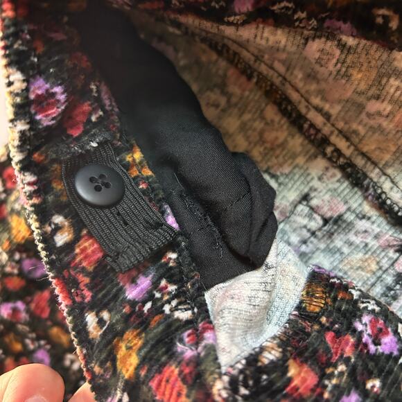 Art Class Floral Corduroy Skirt 6/6X - Picture 4 of 5